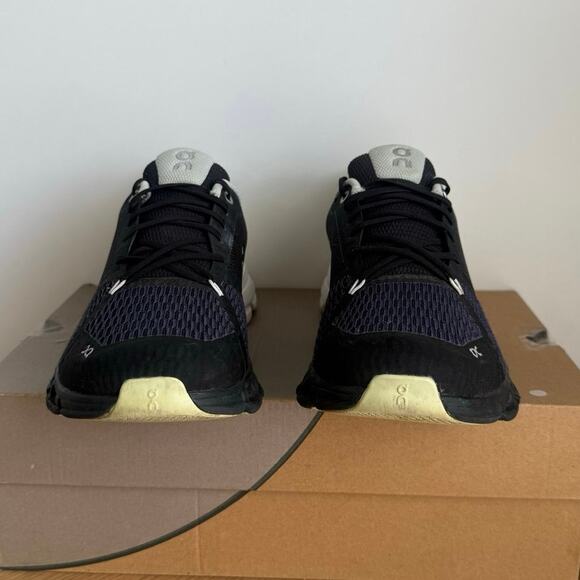 On Cloud Cloudflyer Black/Mint Green Women Running Sneakers- SZ 9 - Picture 9 of 13